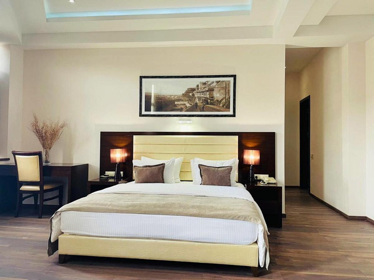 Hotel Orion Тбилиси Экстерьер фото