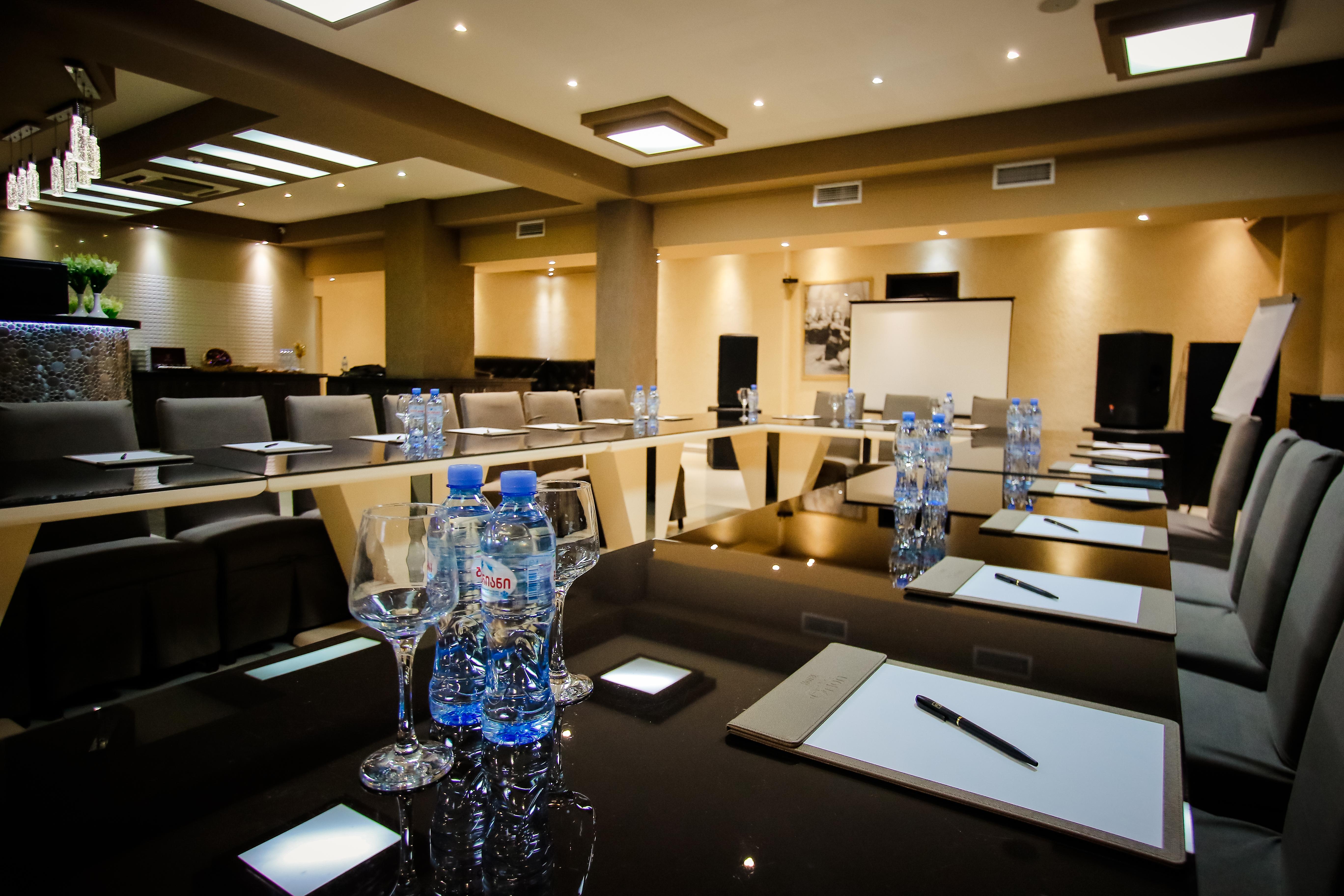 Hotel Orion Тбилиси Экстерьер фото
