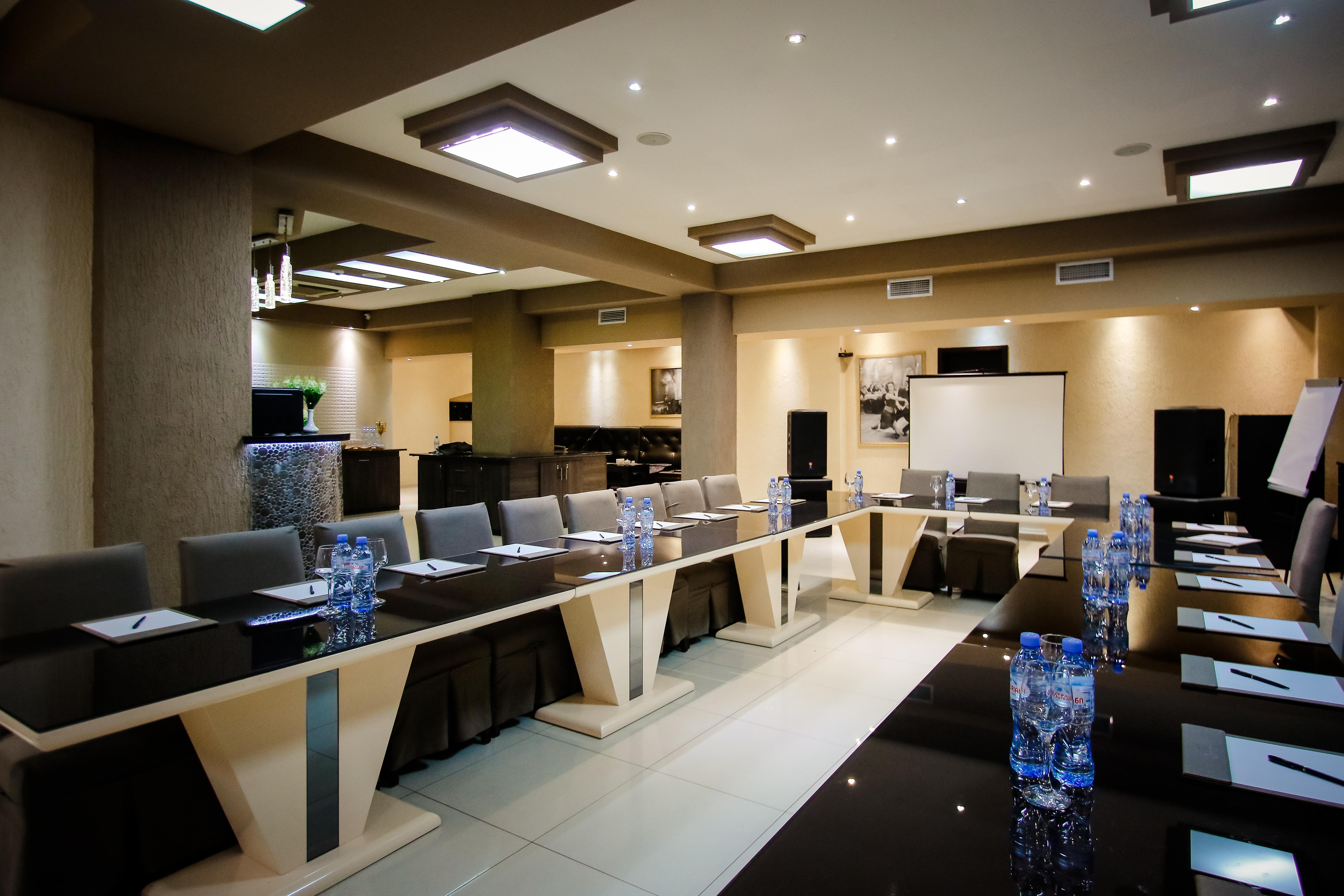 Hotel Orion Тбилиси Экстерьер фото